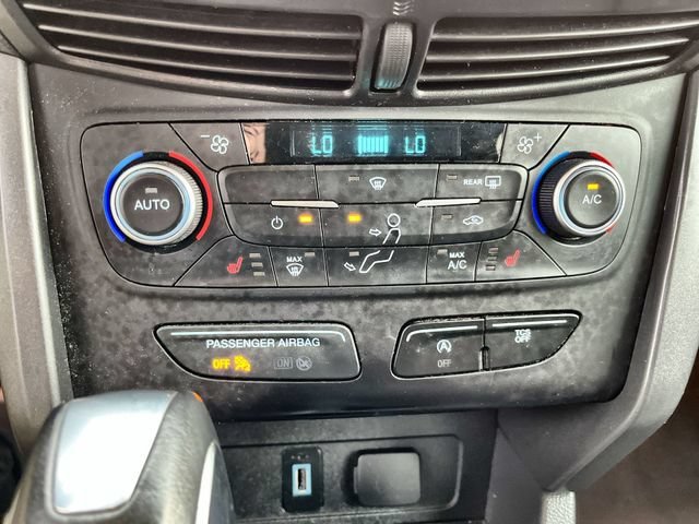 Used 2018 Black Ford SEL image 17