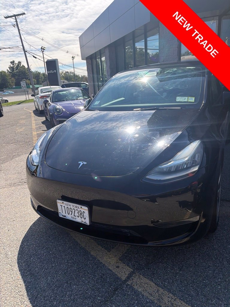 Used 2021 Black Tesla Long Range image 1