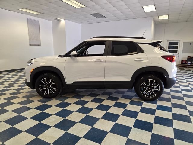 Used 2023 White Chevrolet ACTIV image 4