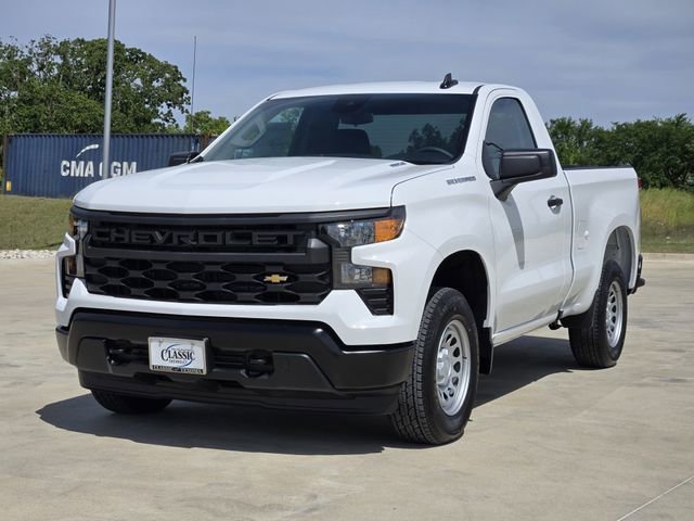 New 2026 Summit White Chevrolet WT image 3