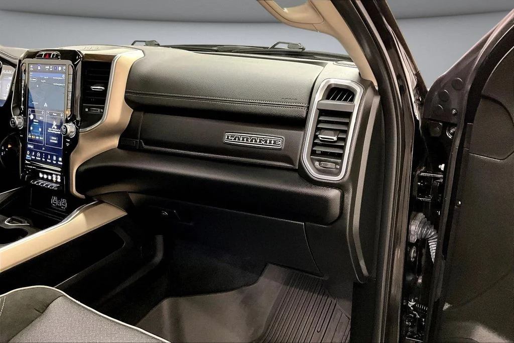 Used 2024 Black Ram Laramie image 27