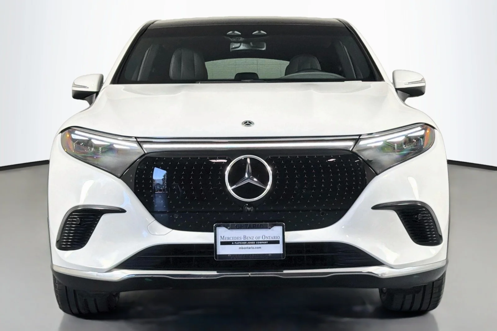 Certified Used 2024 Polar White Mercedes-Benz 450 image 3