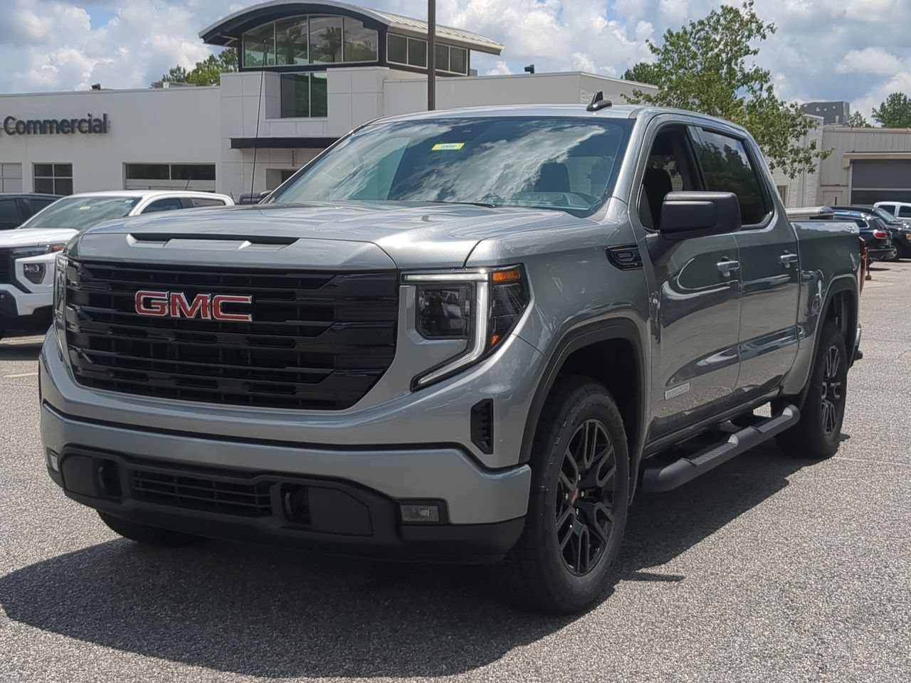 New 2026 Sterling Metallic GMC Elevation image 4