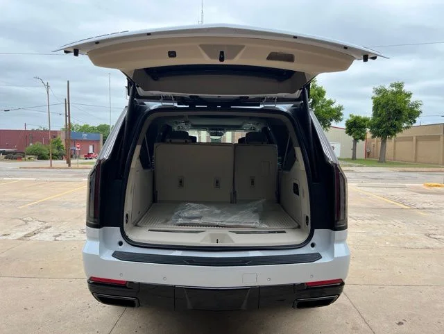 New 2026 White Cadillac Platinum Edition image 9