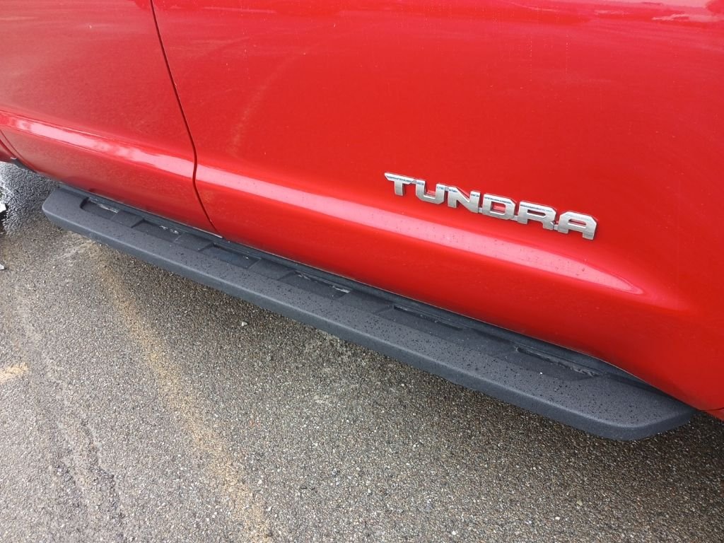 Used 2018 Red Toyota Limited image 28