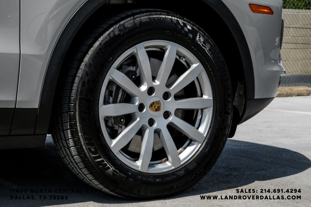 Used 2023 Grey Porsche Platinum Edition image 63