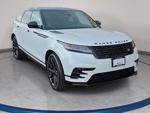 New 2026 Ostuni Pearl White Land Rover Belgravia Edition image 3