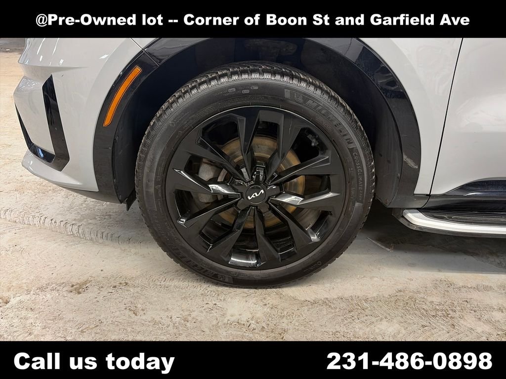 Used 2023 Gray Kia SX image 11