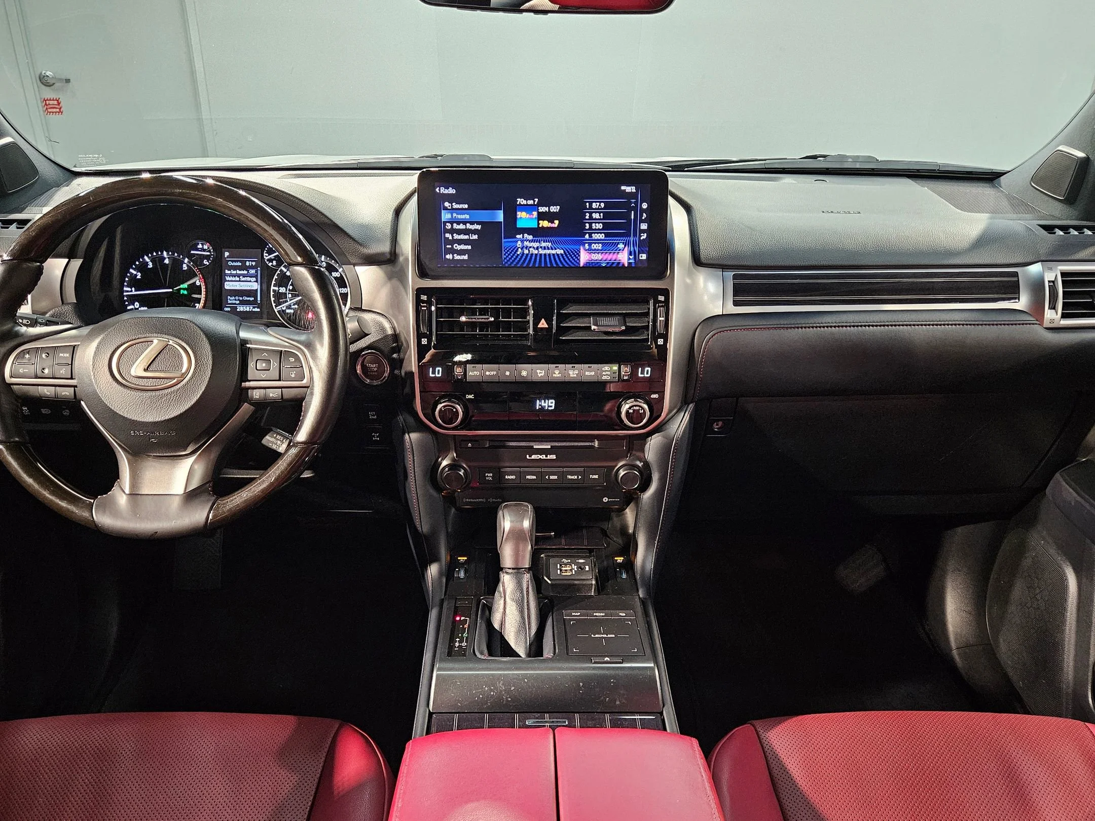 2023 Lexus GX PREMIUM - Photo 10