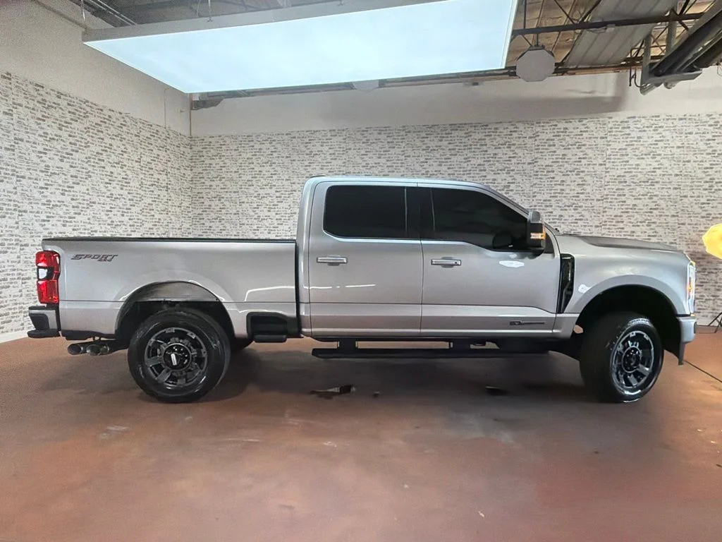 Used 2023 Iconic Silver Metallic Ford Lariat image 8