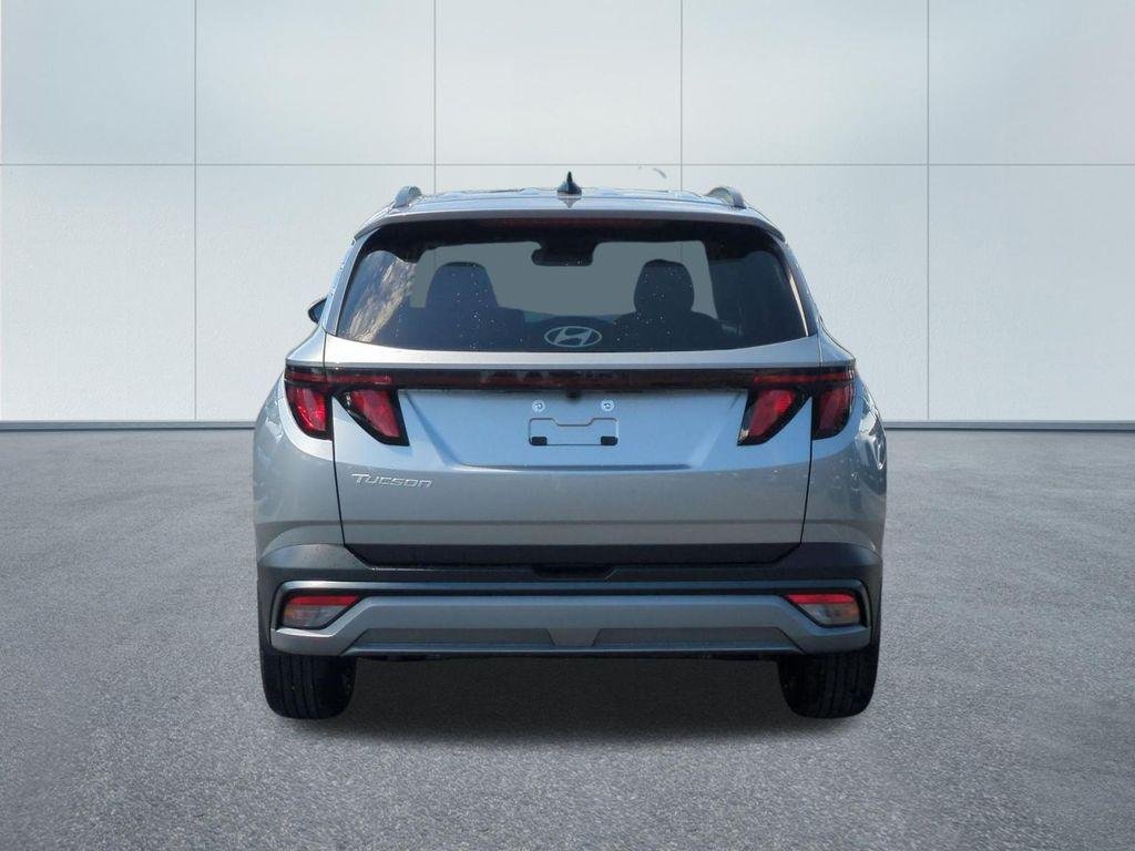 New 2026 Silver Hyundai SEL Plus FWD image 5