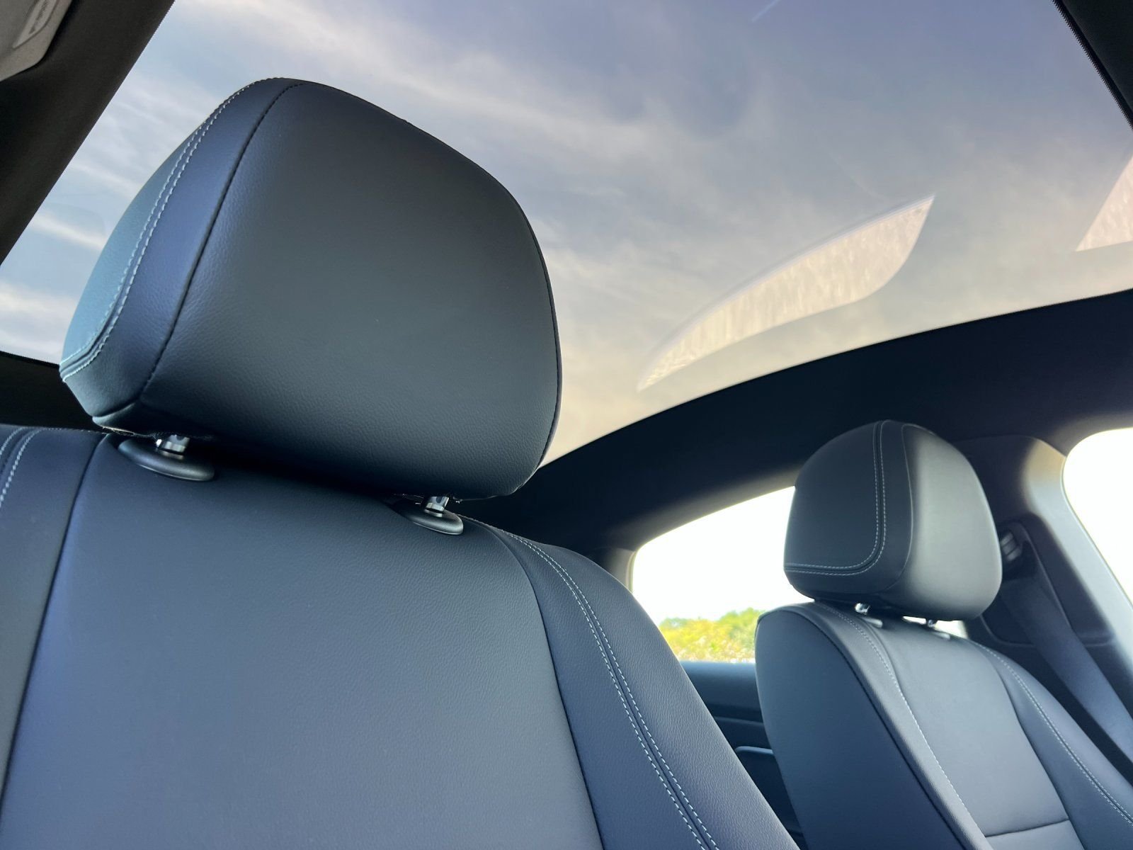 New 2027 MANUFAKTUR Alpine Grey Mercedes-Benz 220 image 17