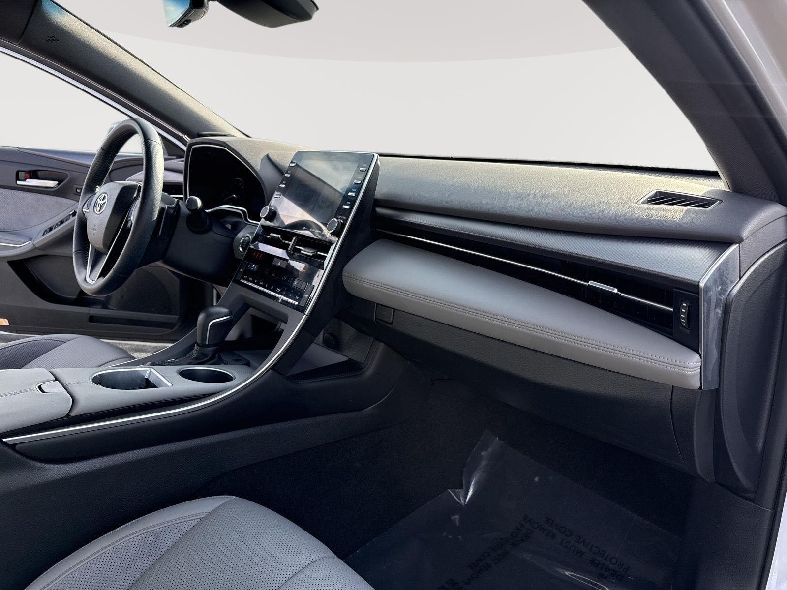 Certified Used 2019 Wind Chill Pearl Toyota Touring image 26