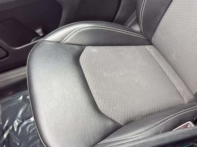 Used 2023 Gray Jeep Latitude image 24