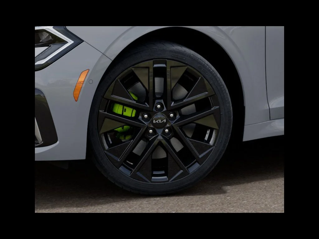 New 2027 Wolf Gray Kia GT image 22