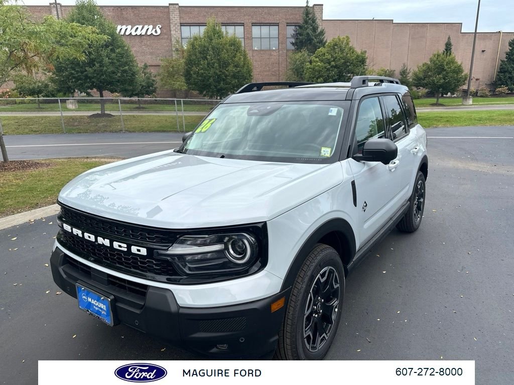 New 2026 White Metallic Ford Outer Banks® image 8