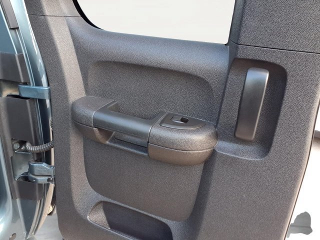 Used 2013 BLUE GRANITE METALLIC Chevrolet LT image 17
