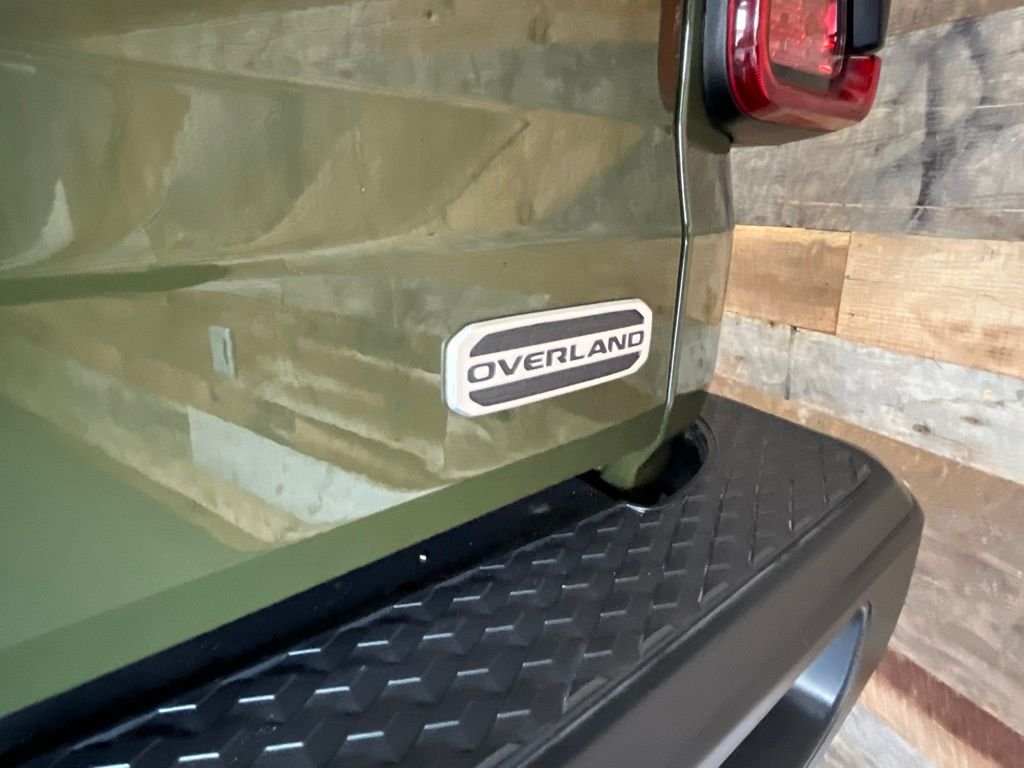 Used 2021 Green Clearcoat Jeep Overland image 26