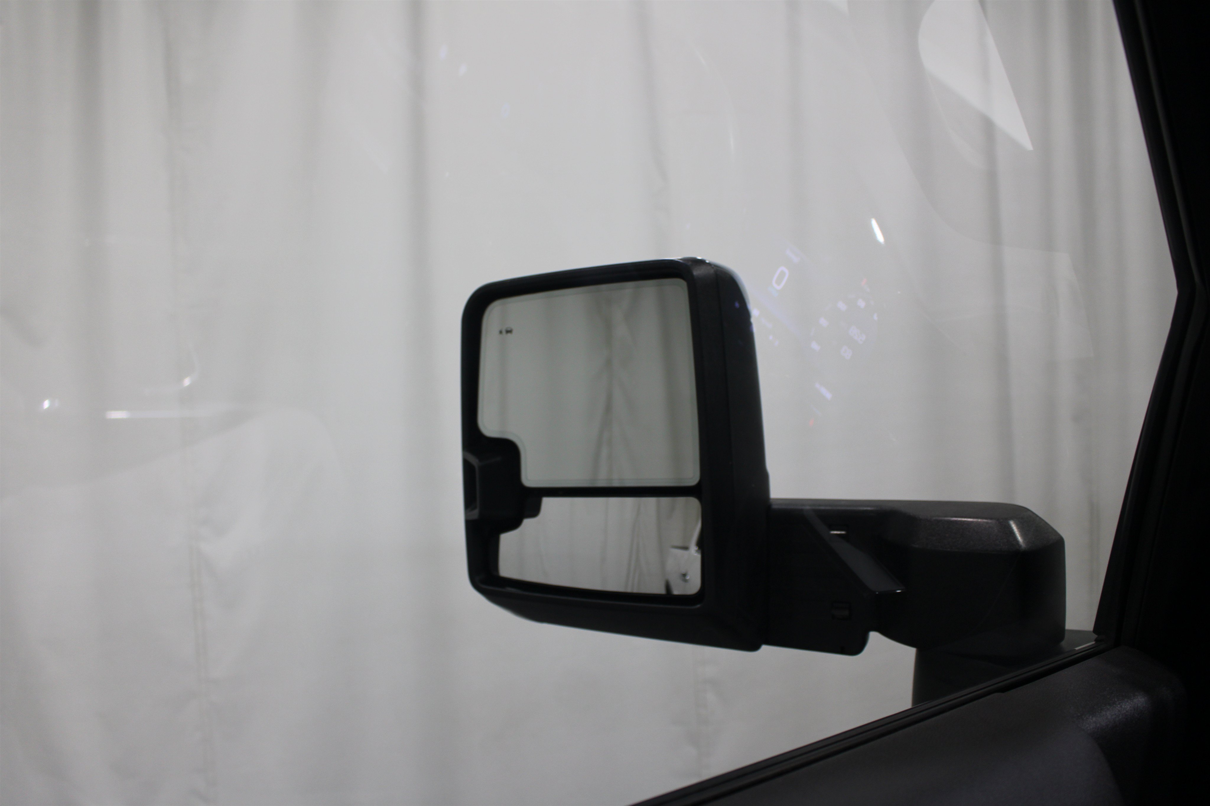 Used 2024 Iridescent Pearl Tricoat Chevrolet High Country image 23