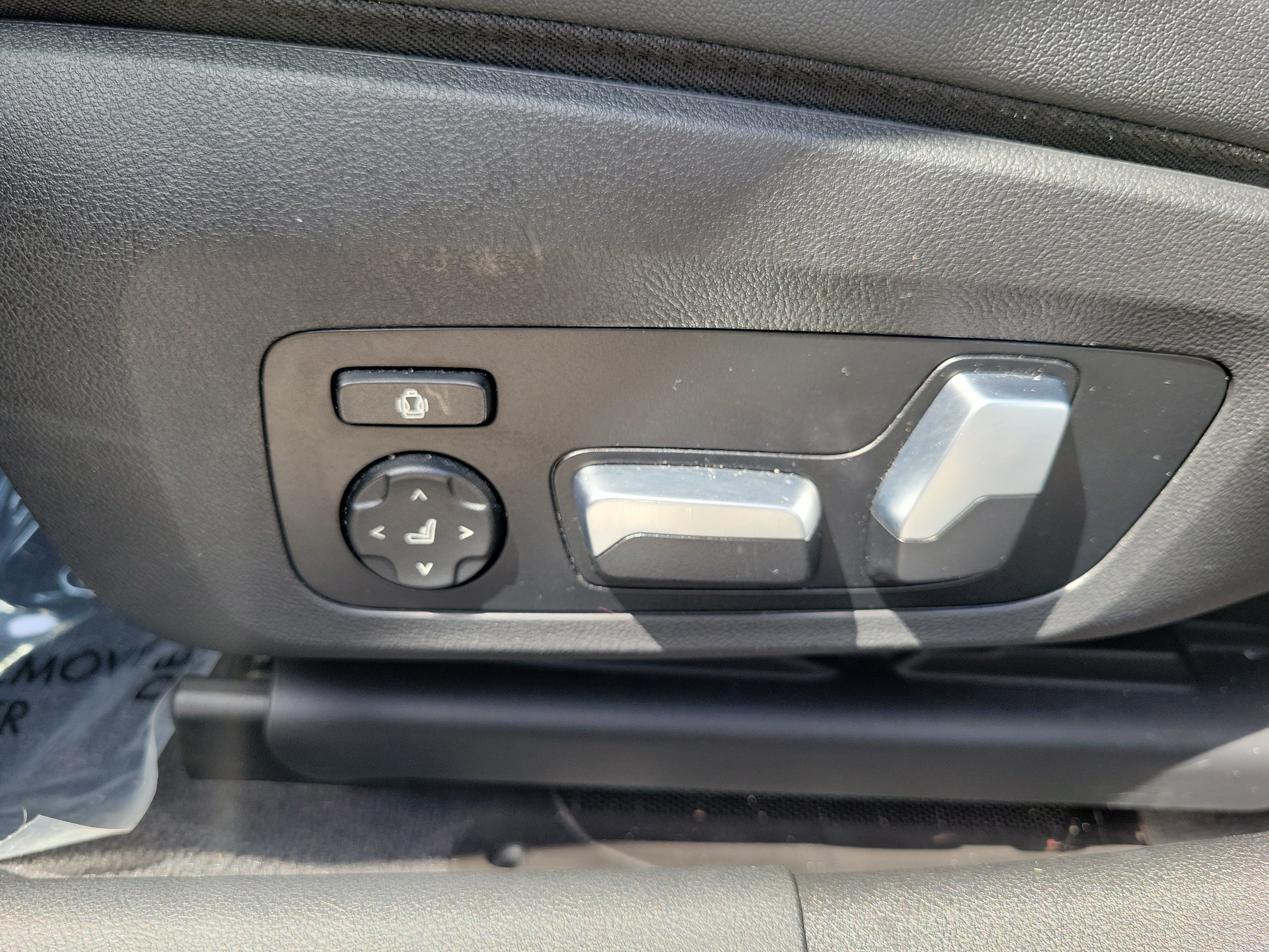 Used 2019 Jet Black BMW 330i image 19