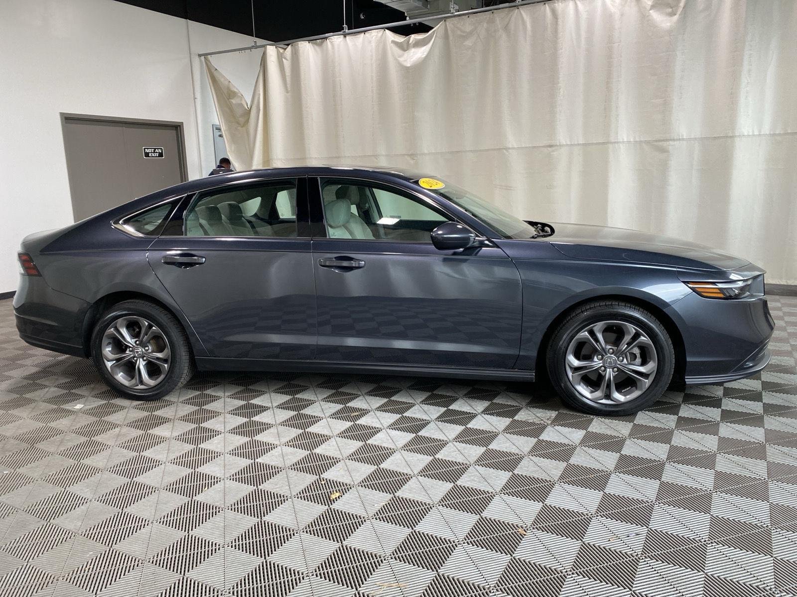 Used 2024 Meteorite Gray Metallic Honda  image 9