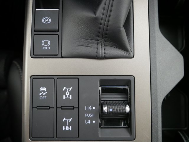 Certified Used 2025 Trail Dust/Gray Scape Toyota w/ Premium Pkg image 31