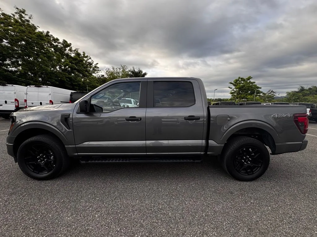 Used 2024  Ford STX image 8