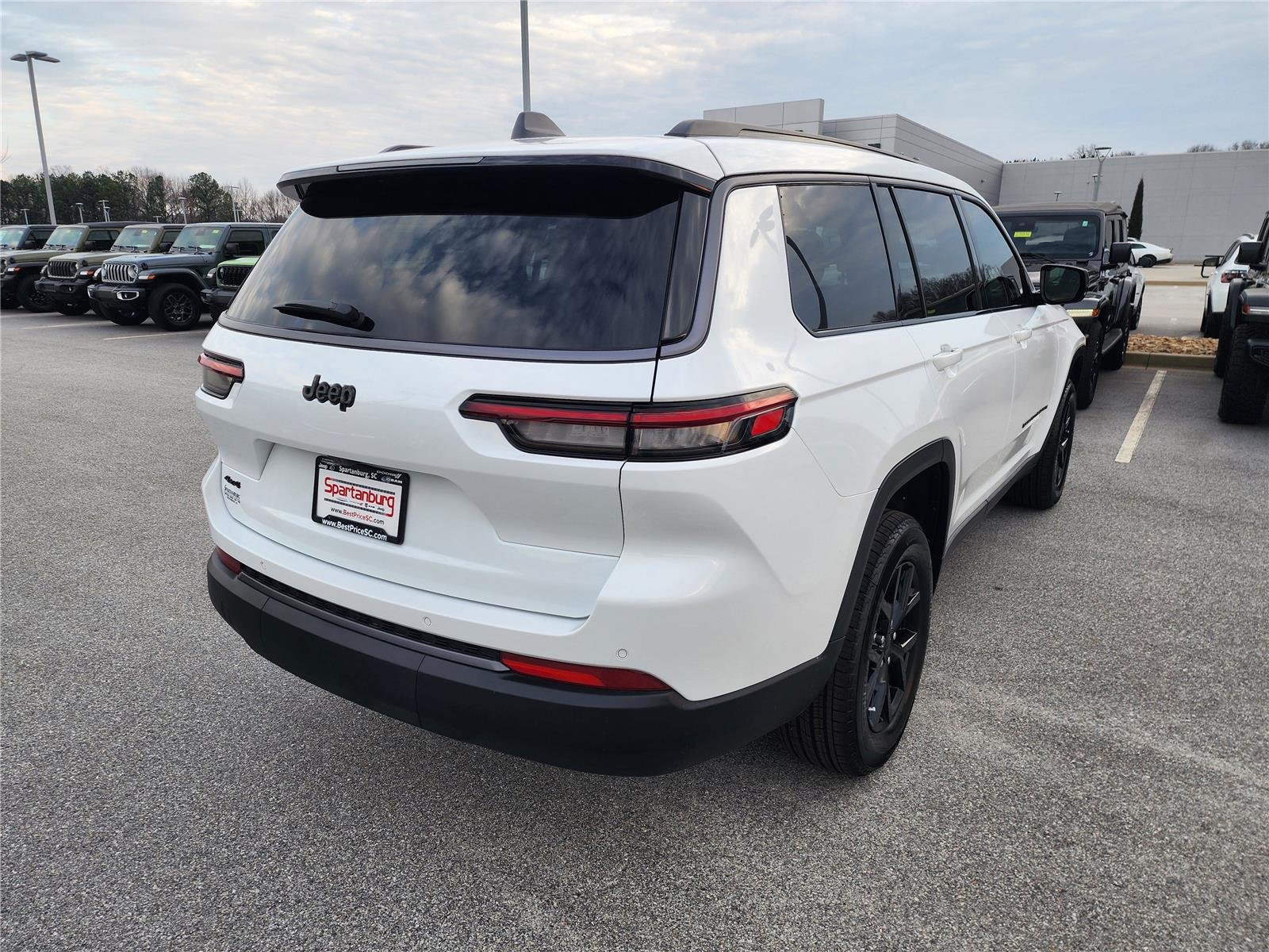 New 2026 Bright White Clearcoat Jeep Laredo Altitude image 6