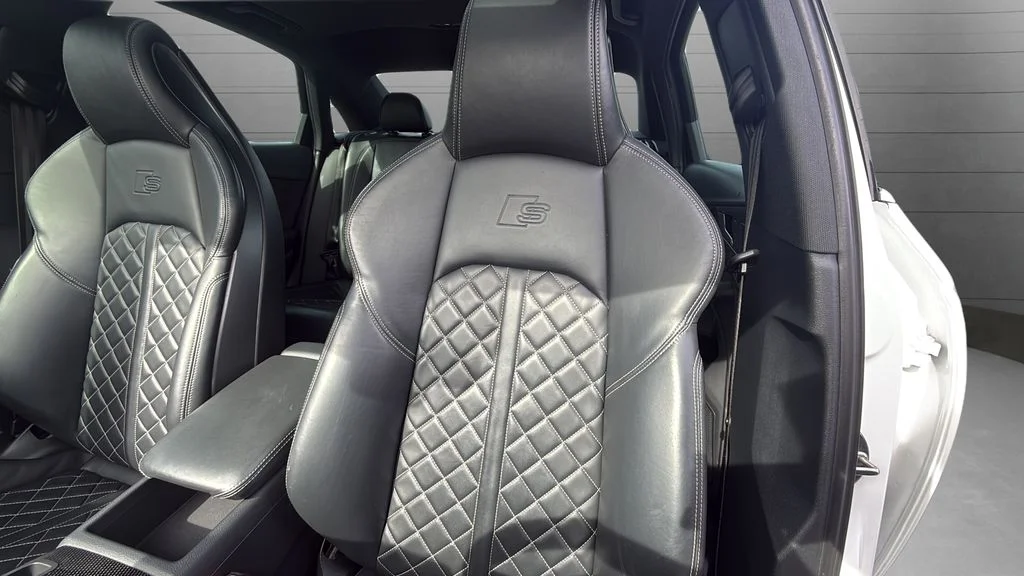 Used 2019 White Audi 3.0T Prestige image 24