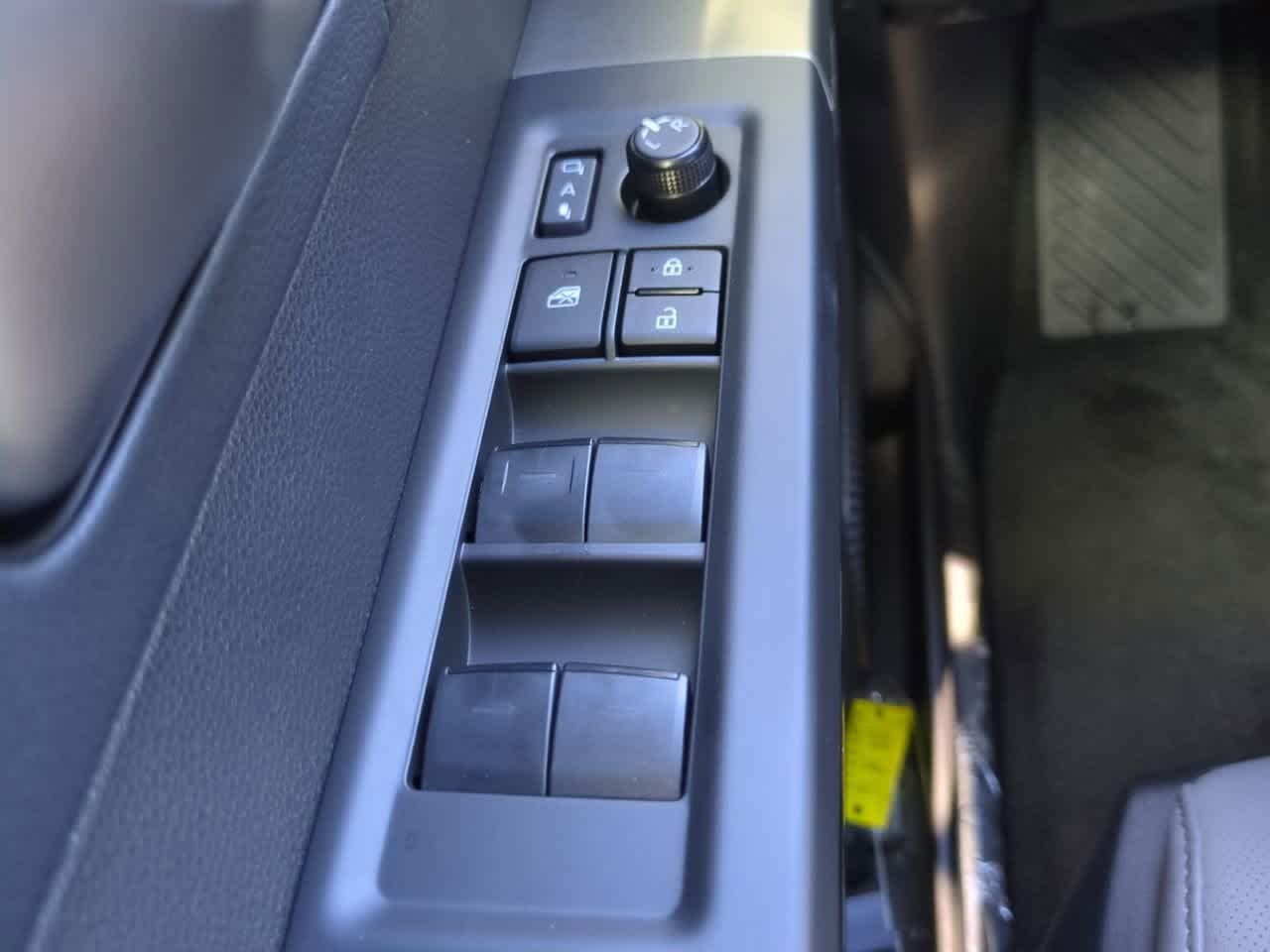 2026 Toyota Tundra Limited - Photo 22