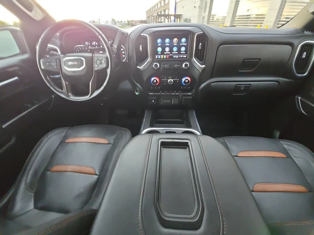 Used 2021 DARK SKY METALLIC GMC AT4 image 21