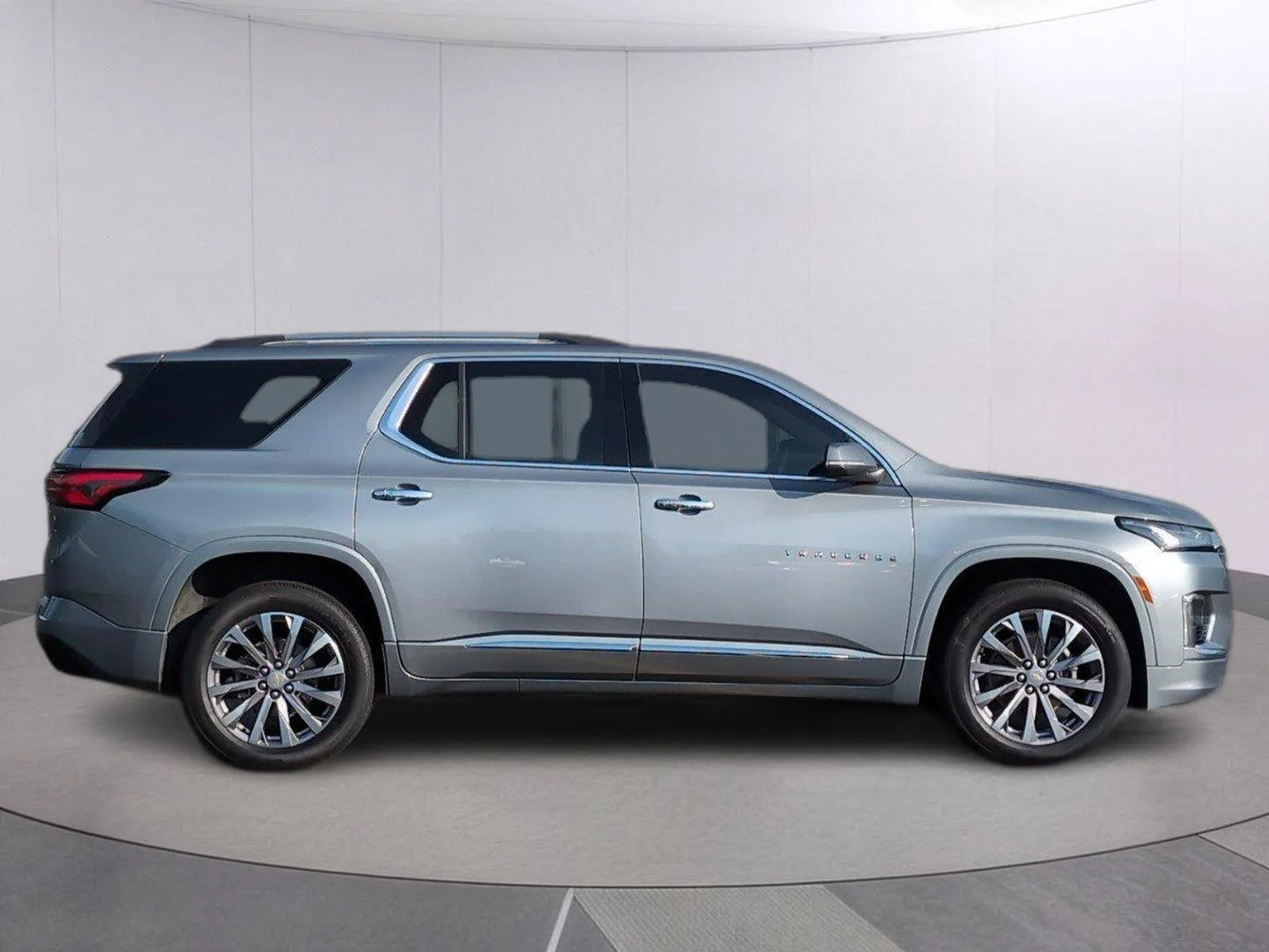 Used 2023 Sterling Gray Metallic Chevrolet Premier image 6