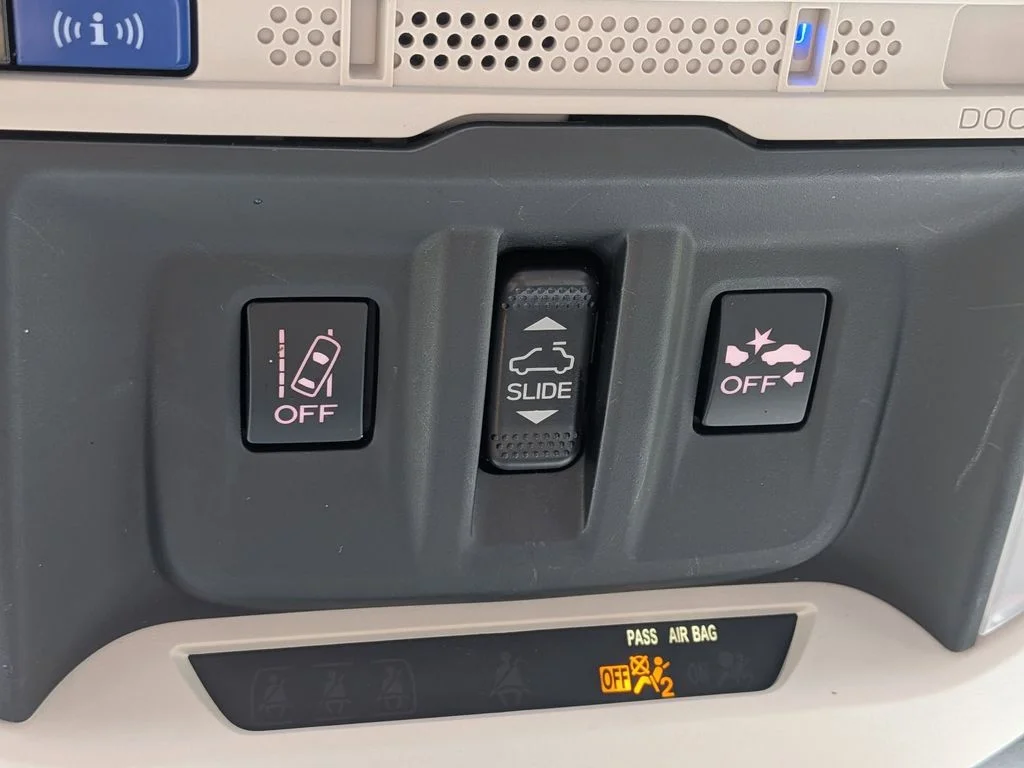 Used 2023 Silver Subaru Sport image 24