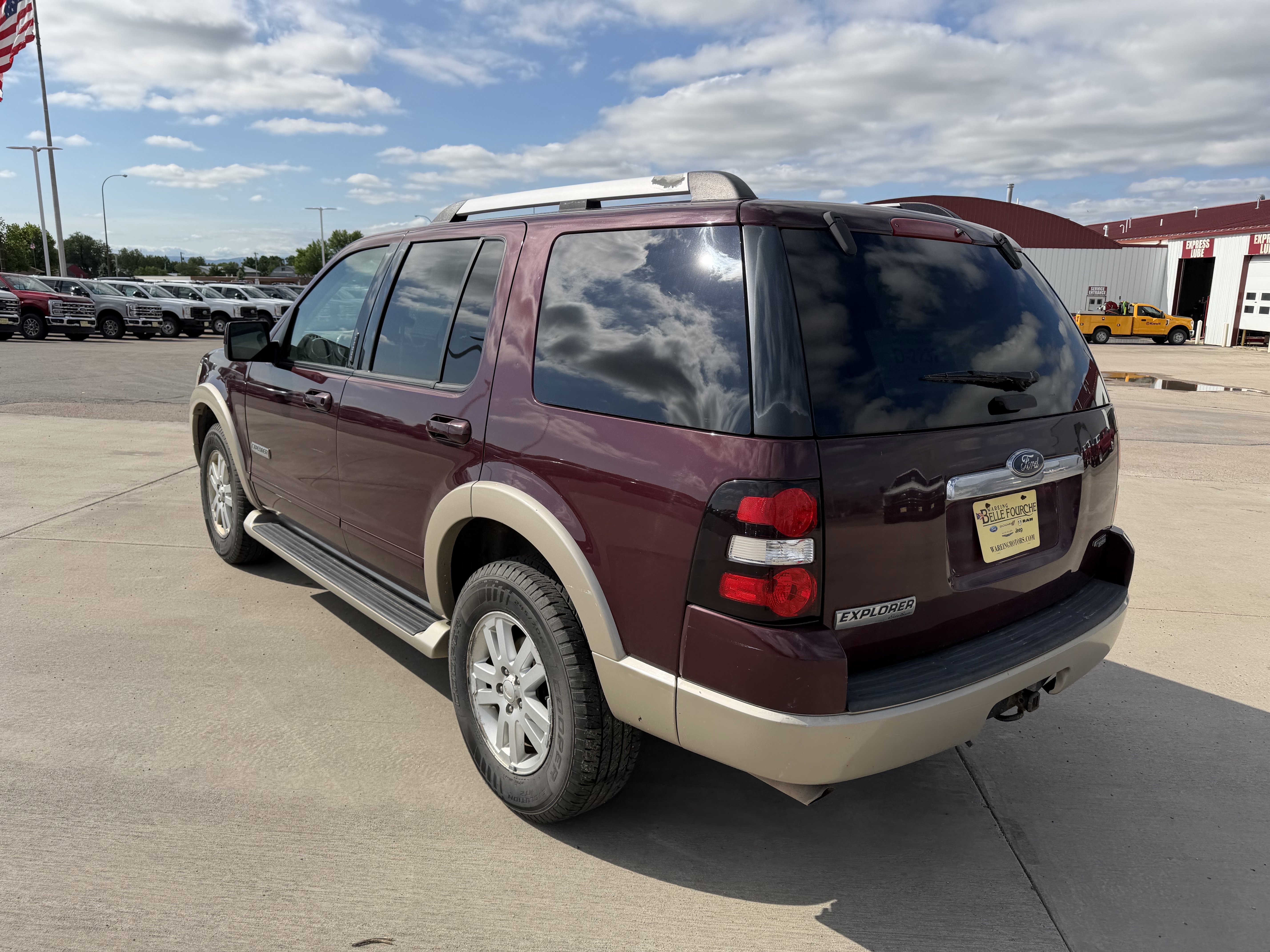 Used 2007 Red Ford Eddie Bauer image 6