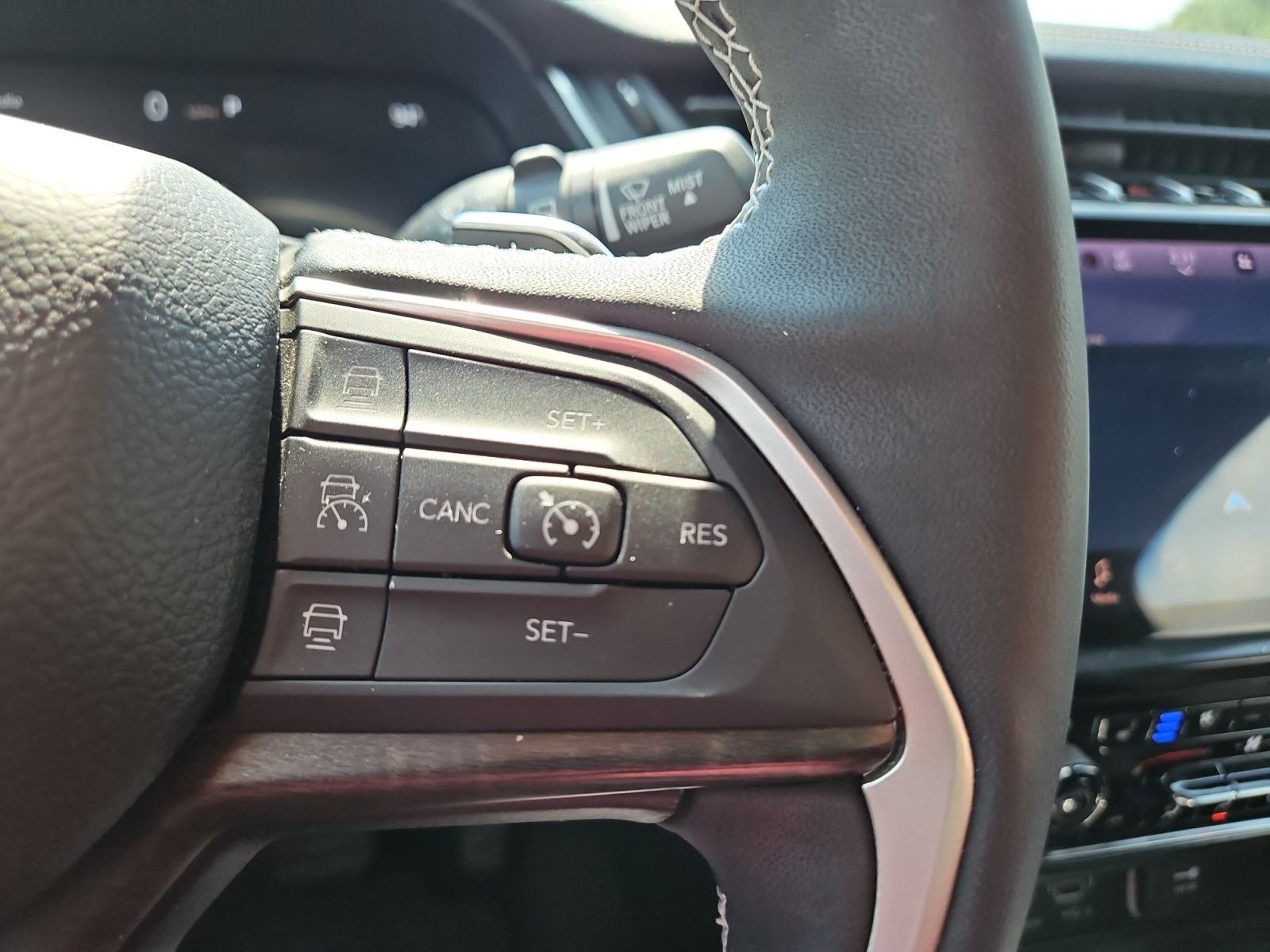 Used 2024 Gray Jeep Limited image 23