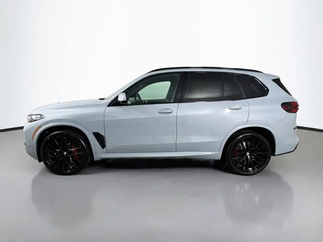 New 2026 Gray BMW xDrive40i image 4