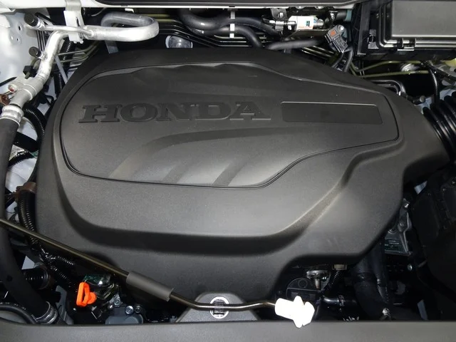 New 2026 Platinum White Pearl Honda RTL image 11