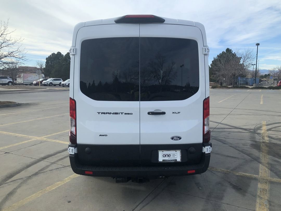 New 2026 Oxford White Ford XLT image 8