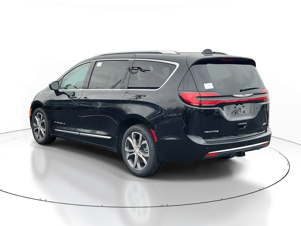 New 2026 Diamond Black Crystal Pearl-Coat Exterior Paint Chrysler Pinnacle image 3