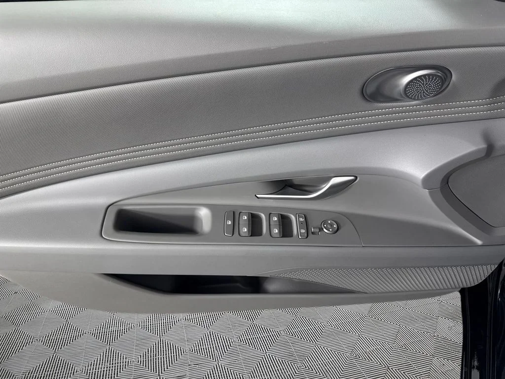 New 2026 Black Hyundai SEL Sport image 16