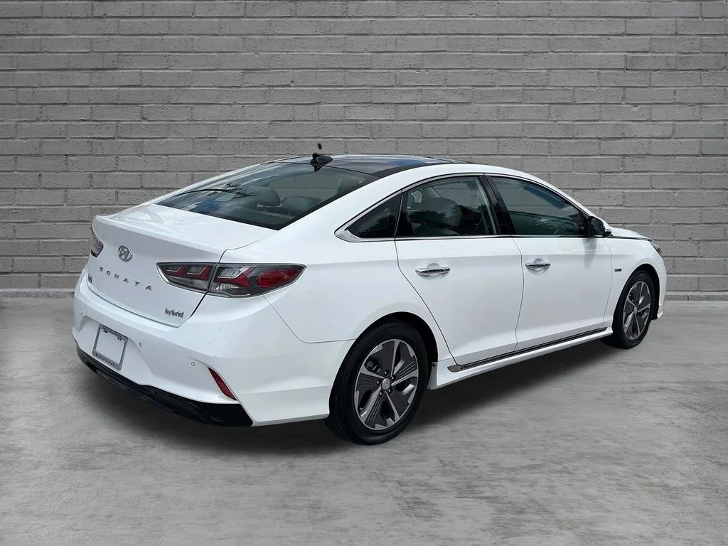 Used 2019 White Hyundai Limited image 6