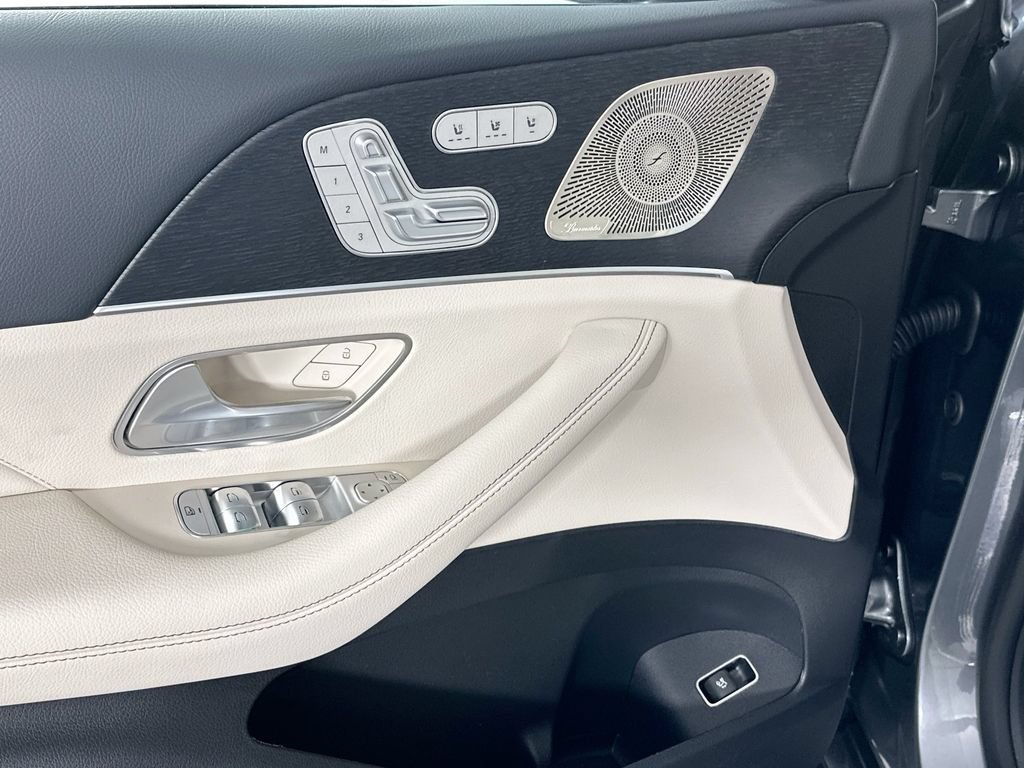 New 2026 Selenite Grey Metallic Mercedes-Benz GLS 450 image 53