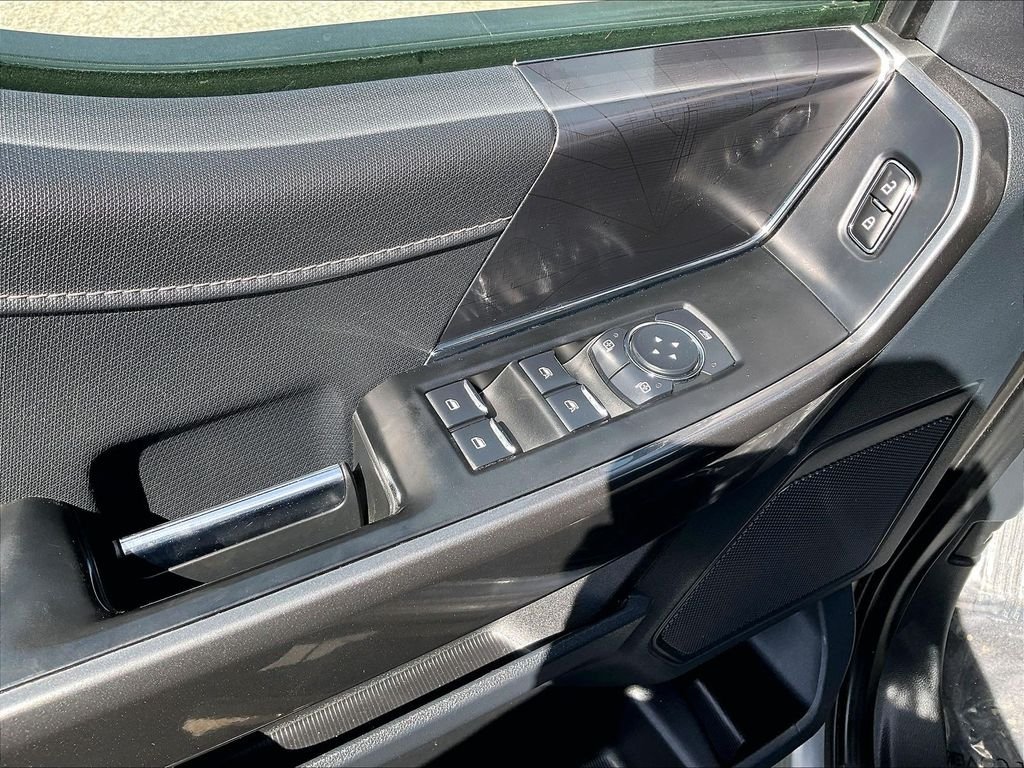 Used 2023 Iconic Silver Metallic Ford XLT image 38
