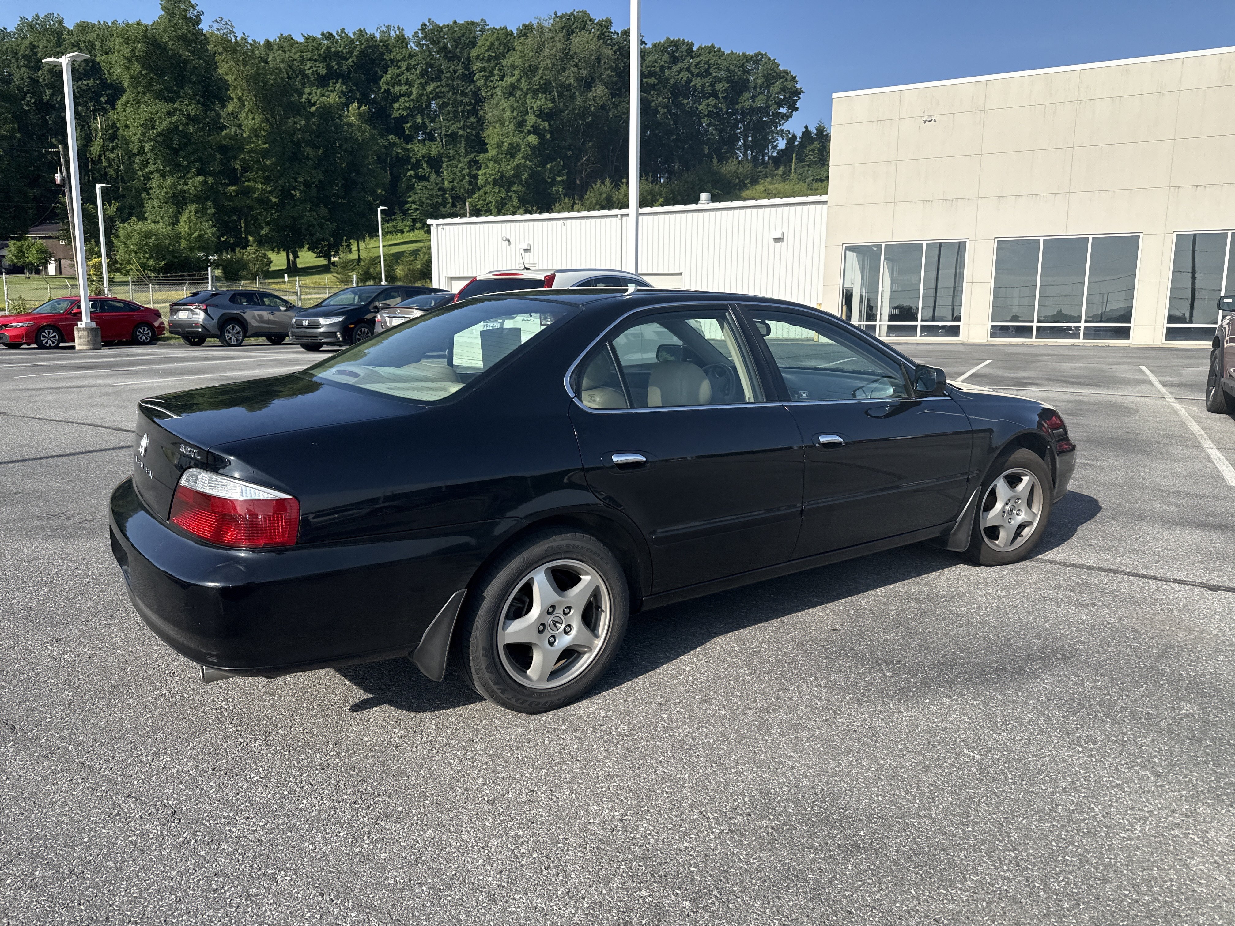 Used 2003 Nighthawk Black Pearl Acura 3.2 image 3