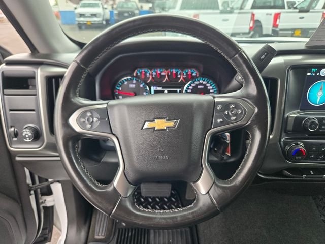 Used 2018 White Chevrolet LT image 20