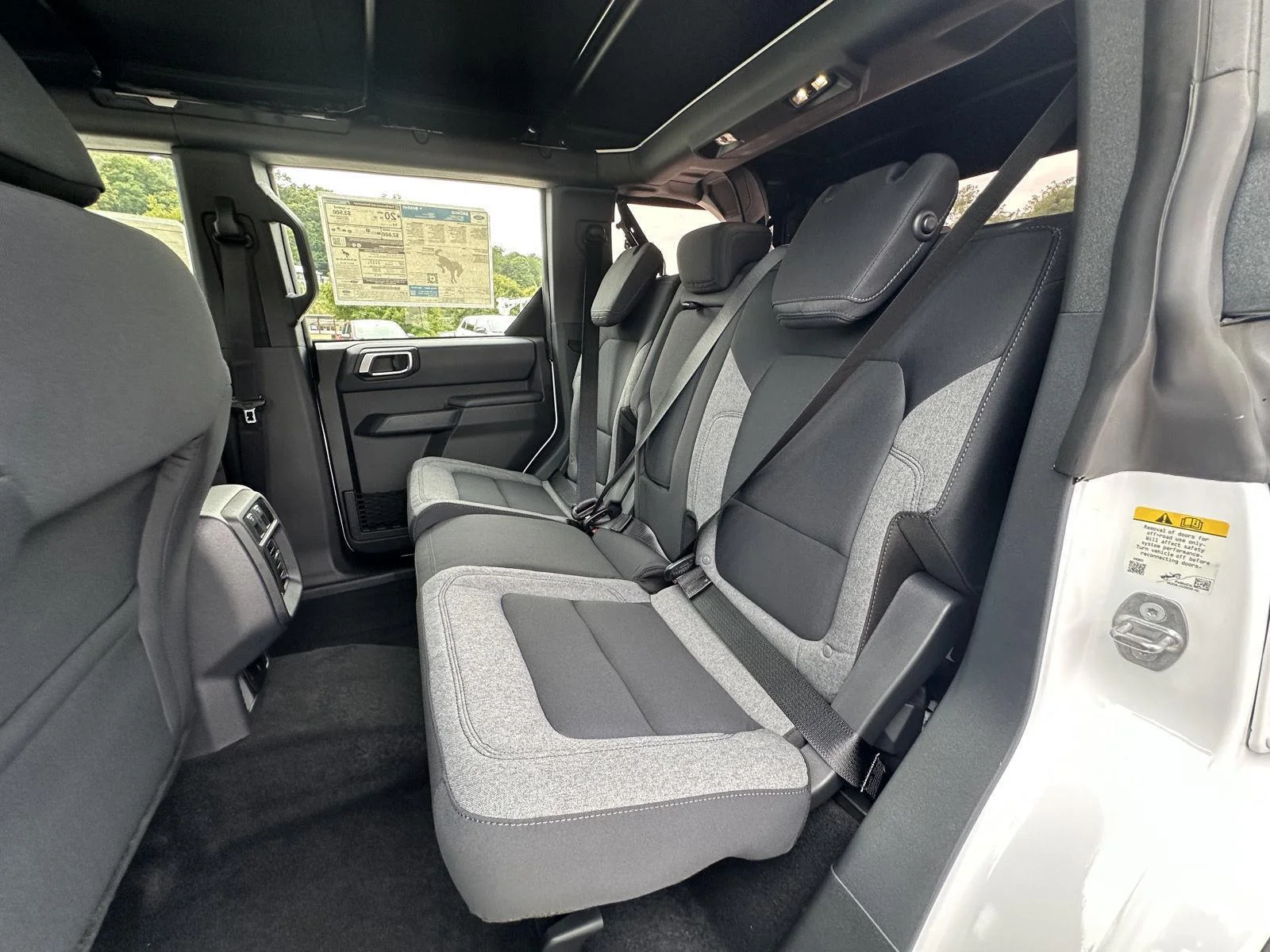 2025 Ford Bronco 4-Door Base - Photo 11