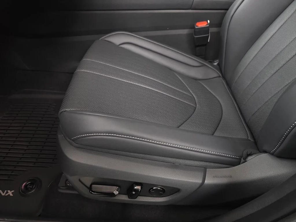 New 2026 Black Lexus 350h image 27