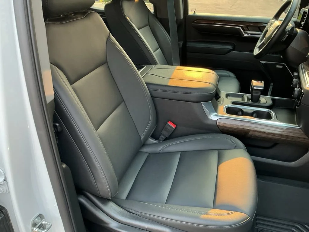 Used 2024 Summit White Chevrolet LT Trail Boss image 30