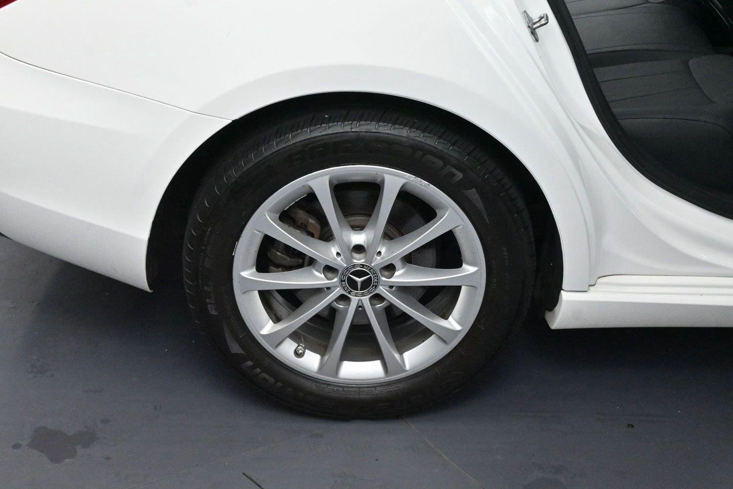 Used 2019 Night Black Mercedes-Benz A 220 image 32