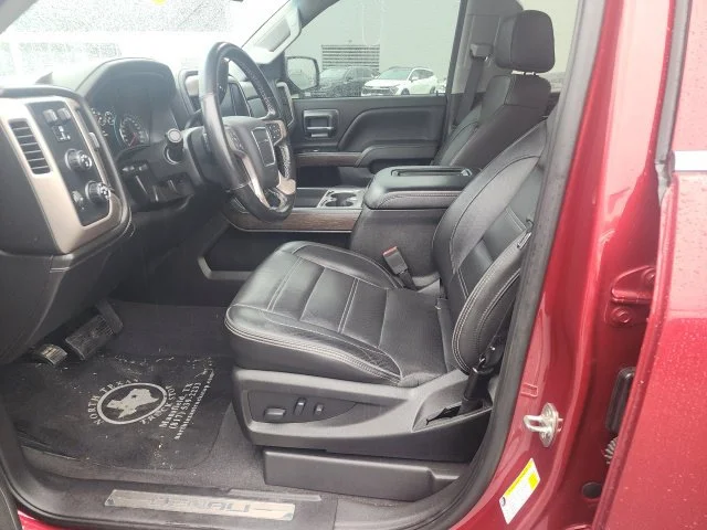 Used 2018 Red GMC Denali image 12